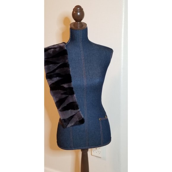 ✅#60 NEW WITHOUT TAG AUTHENTIC genuine FUR blk gray - Picture 3 of 10